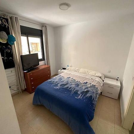 Apartment A / A 4Pax Near The Beach Malaga Bagian luar foto